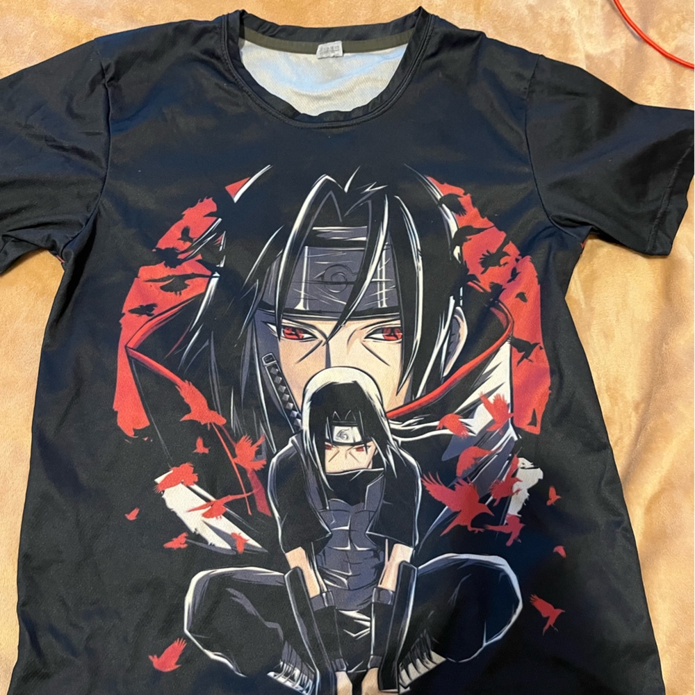Naruto Itachi Bloody Eyes And Kanji Vintage T-Shirt Size Medium in Boys